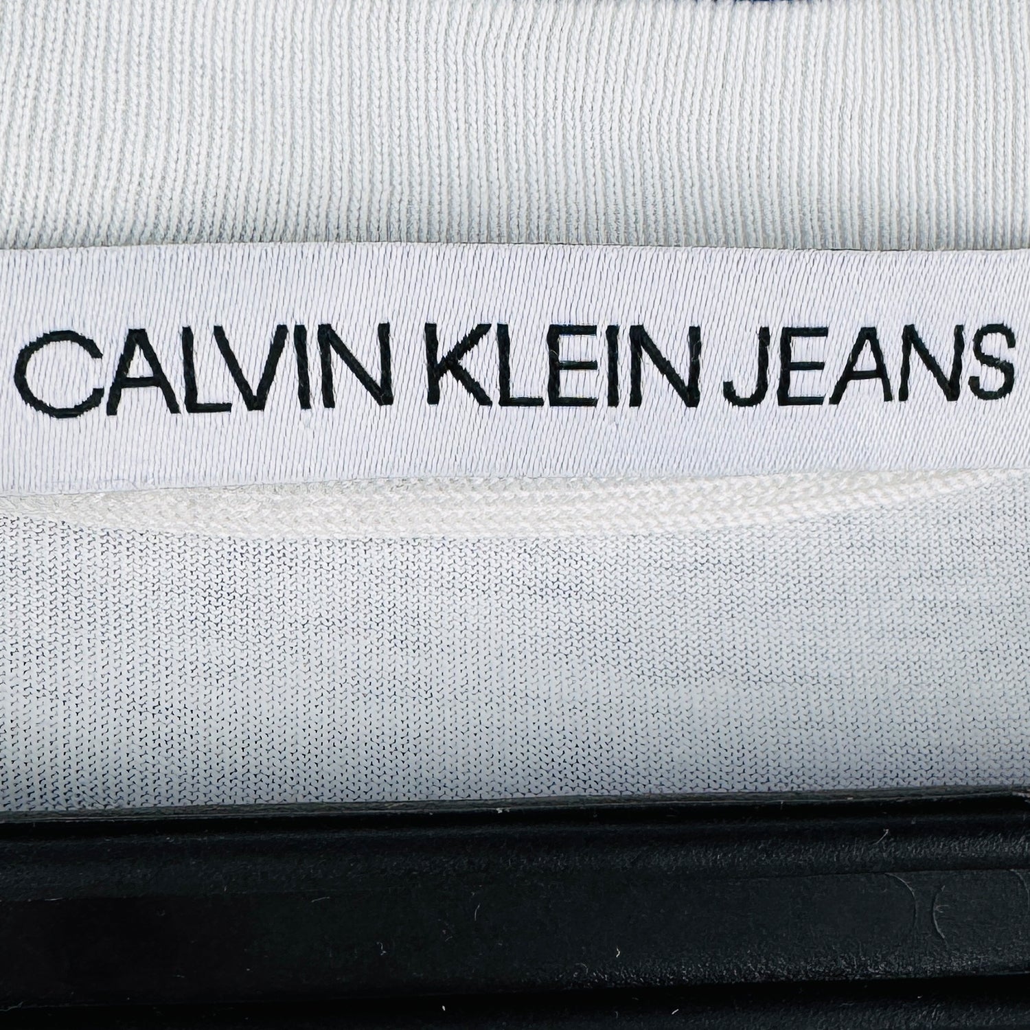 Calvin Klein Jeans Men's Pocket Logo White T-Shirt [Logo]