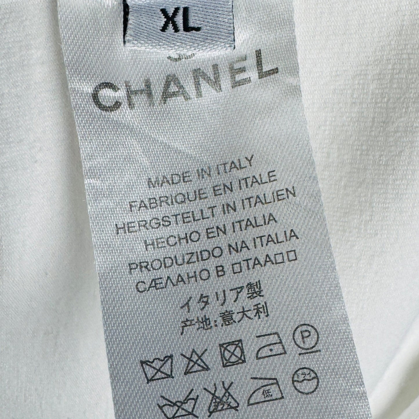 Chanel x Colette Women's White T-Shirt (Size XL)