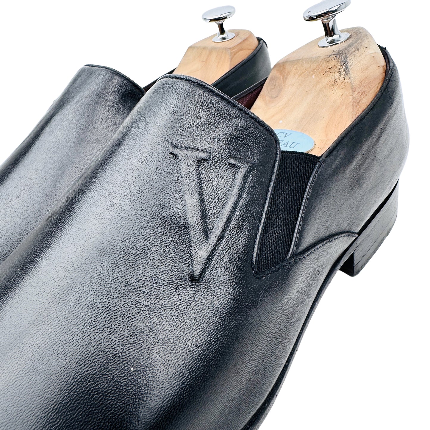Front Logo Closeup Image of Valentino Garavani Leather Black Loafers (Size 43/43.5) 16828