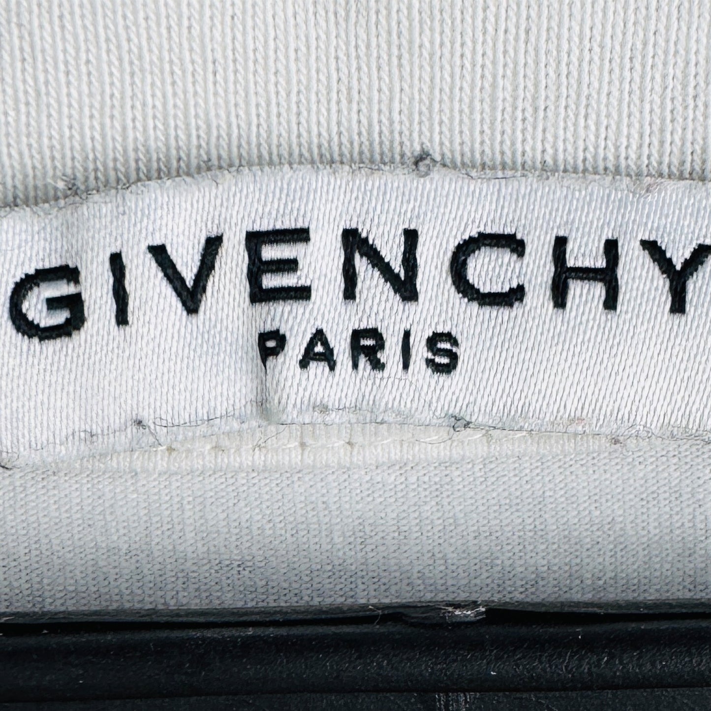 Givenchy Paris Men's White T-Shirt - BM70BZ3002 [Logo]