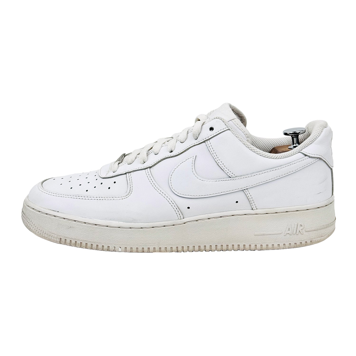 Image of Nike Men's White Airforce 1'07 Sneakers (Size 46) - CW2288-111