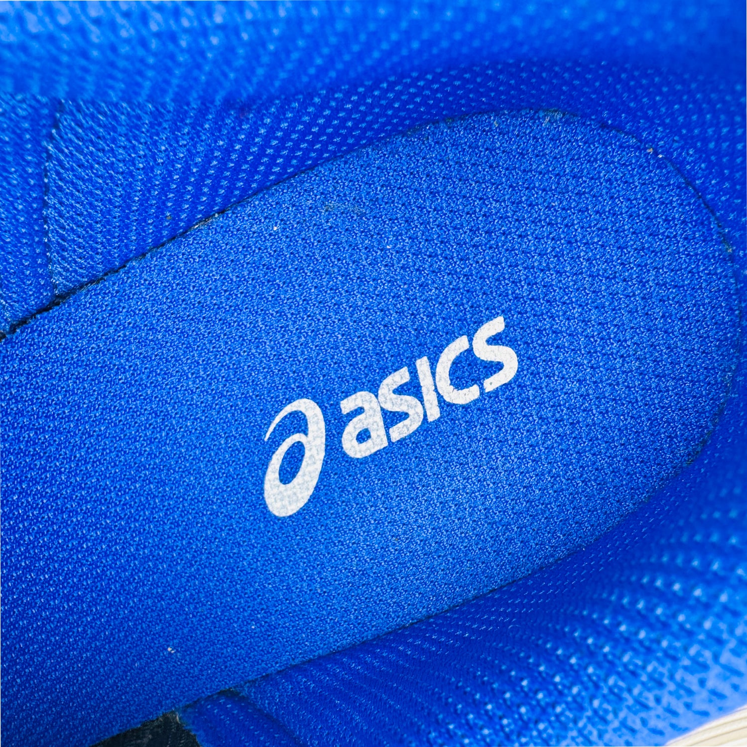 Inside printing image of Asics Men's Classic Tempo Sneaker Shoes (Size 40.5) - H6Z2Y