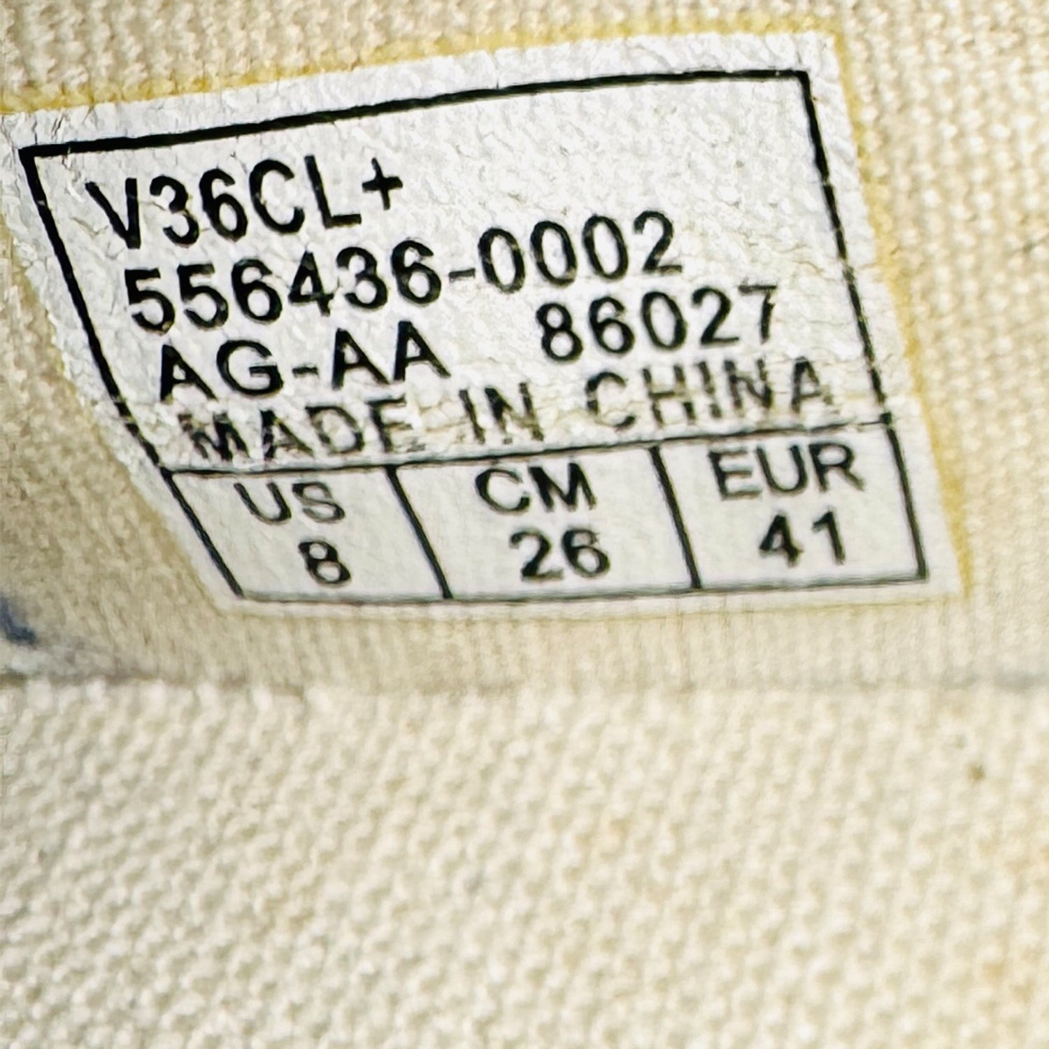 Inside size, made and code printing image of Vans Men's Old Skool Sneakers (Size 41) - V36Cl 556436 0002