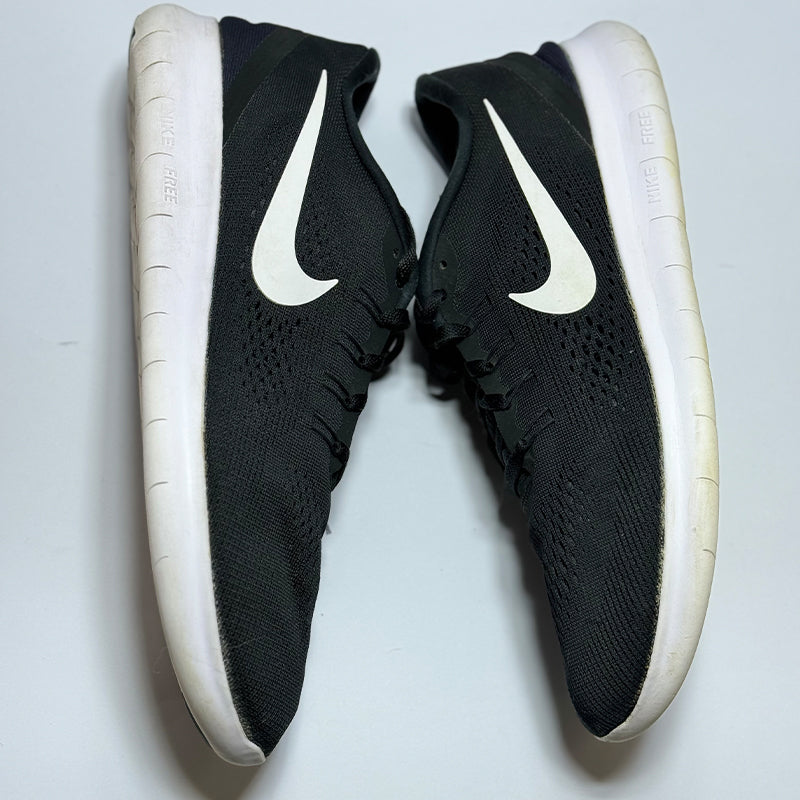 Nike free pair of shoes hotsell