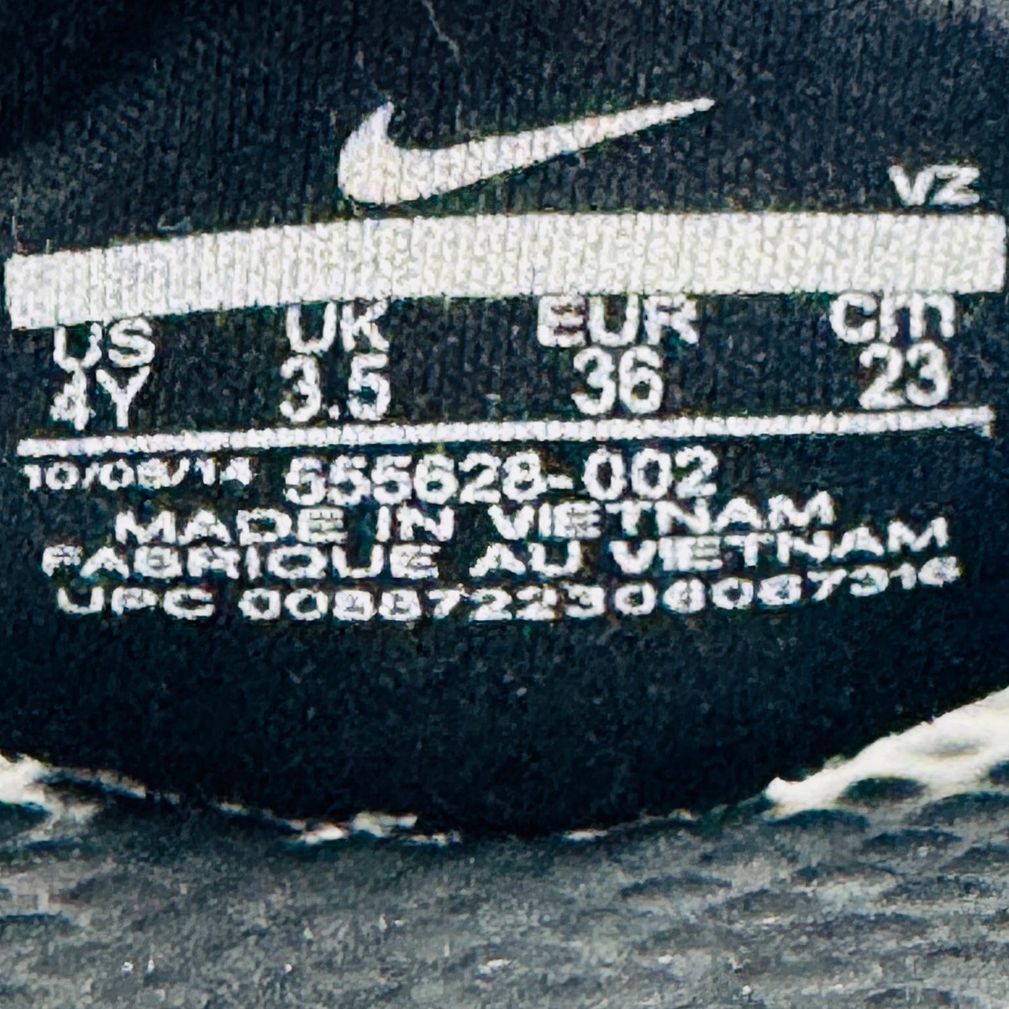 Nike Benassi Slides (Size 36/37) - 555628-002