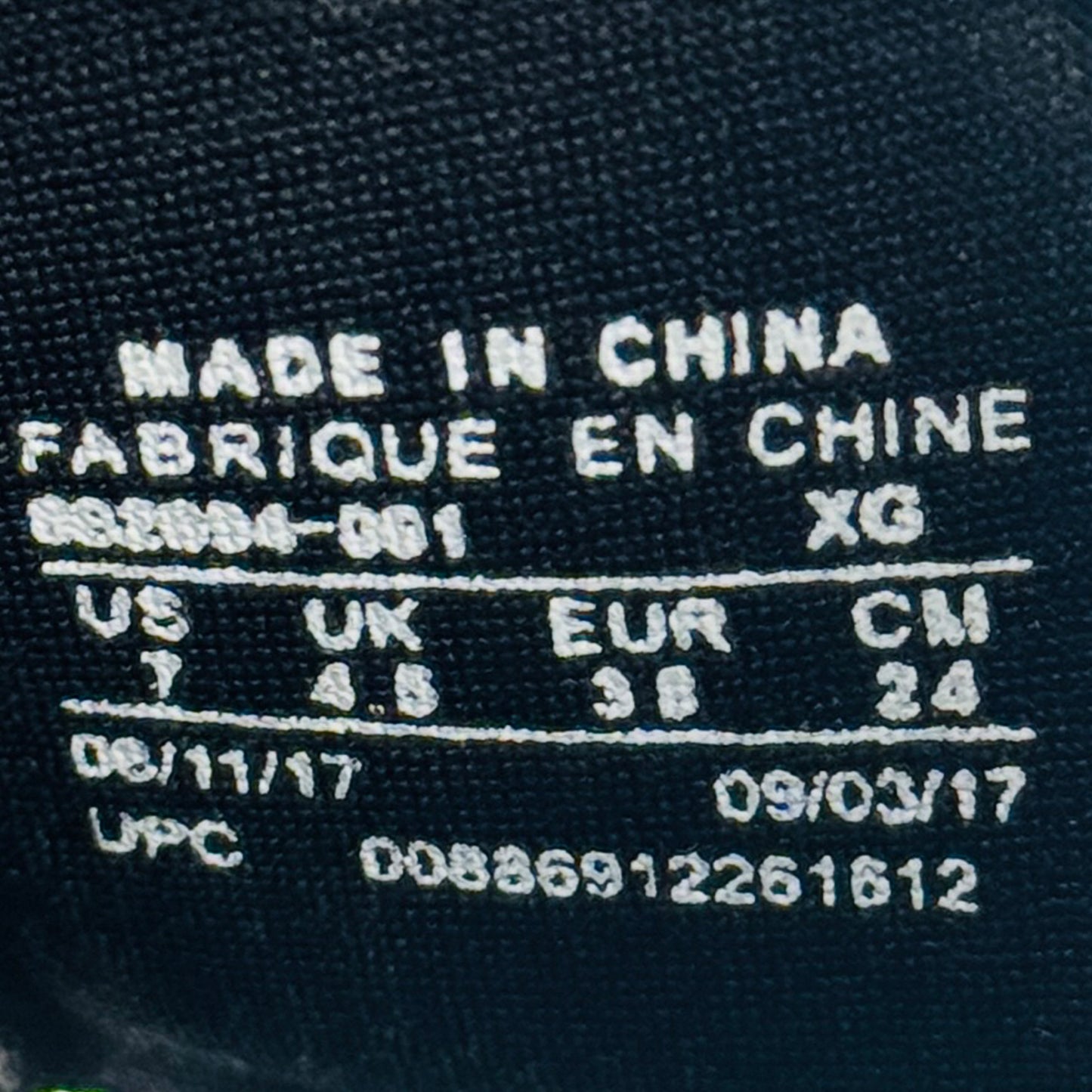 Nike Black Tanjun Sandals (Size 38/39)