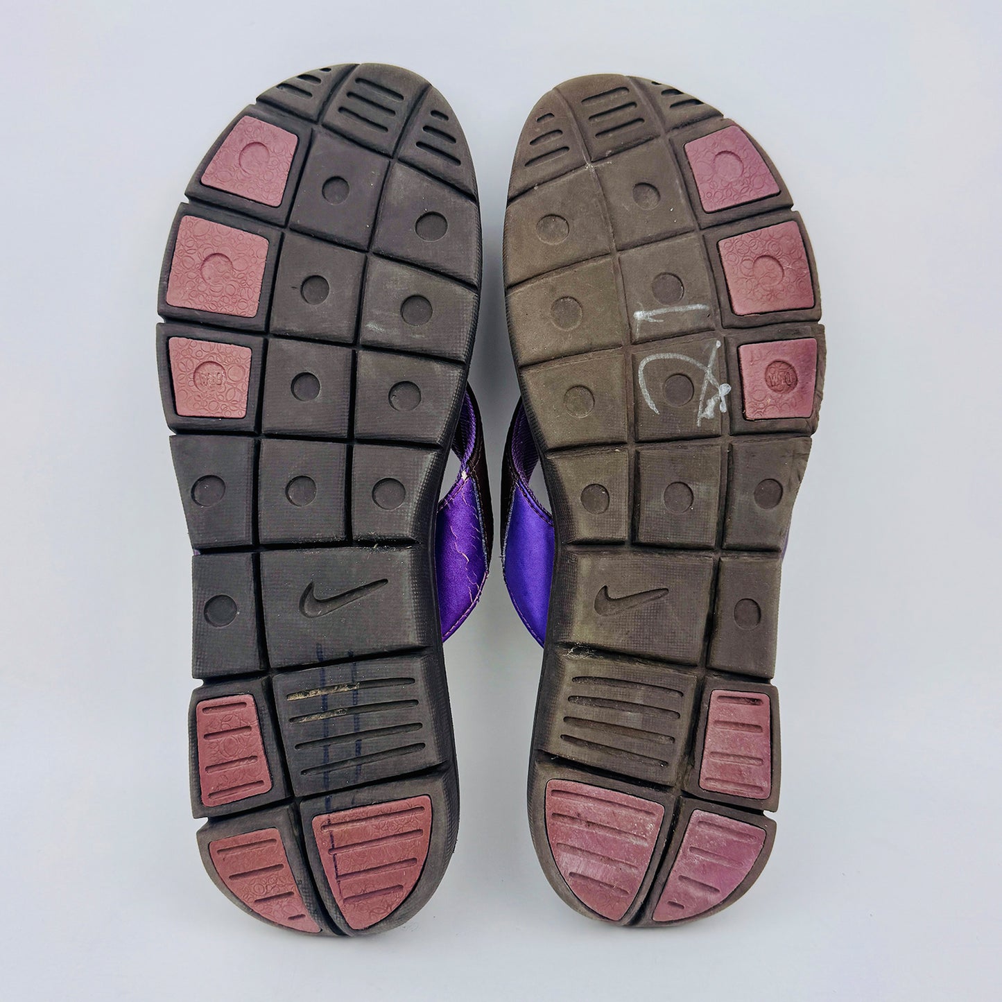 Nike Comfort Footbed Slides (Size 42) - 354925-221