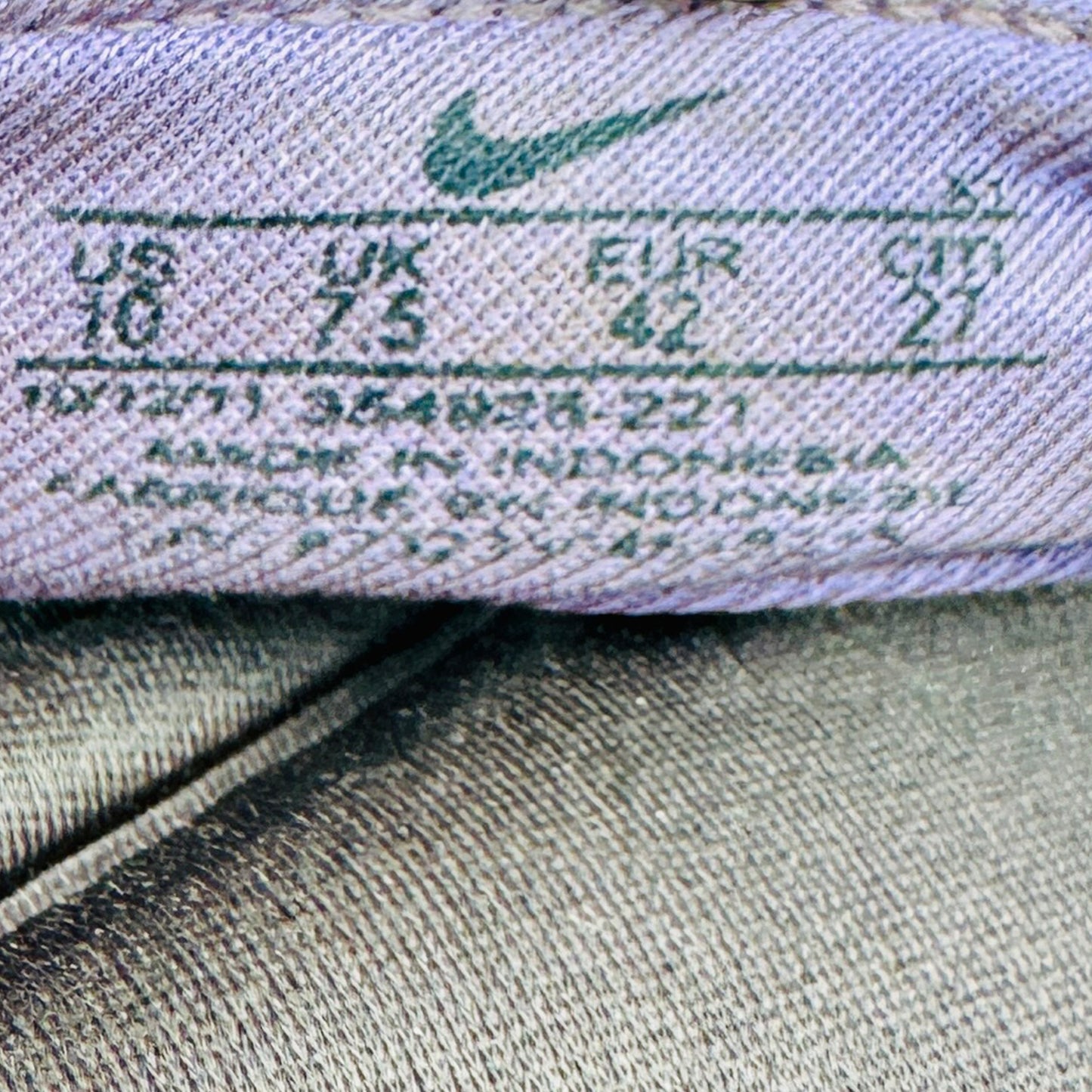 Nike Comfort Footbed Slides (Size 42) - 354925-221