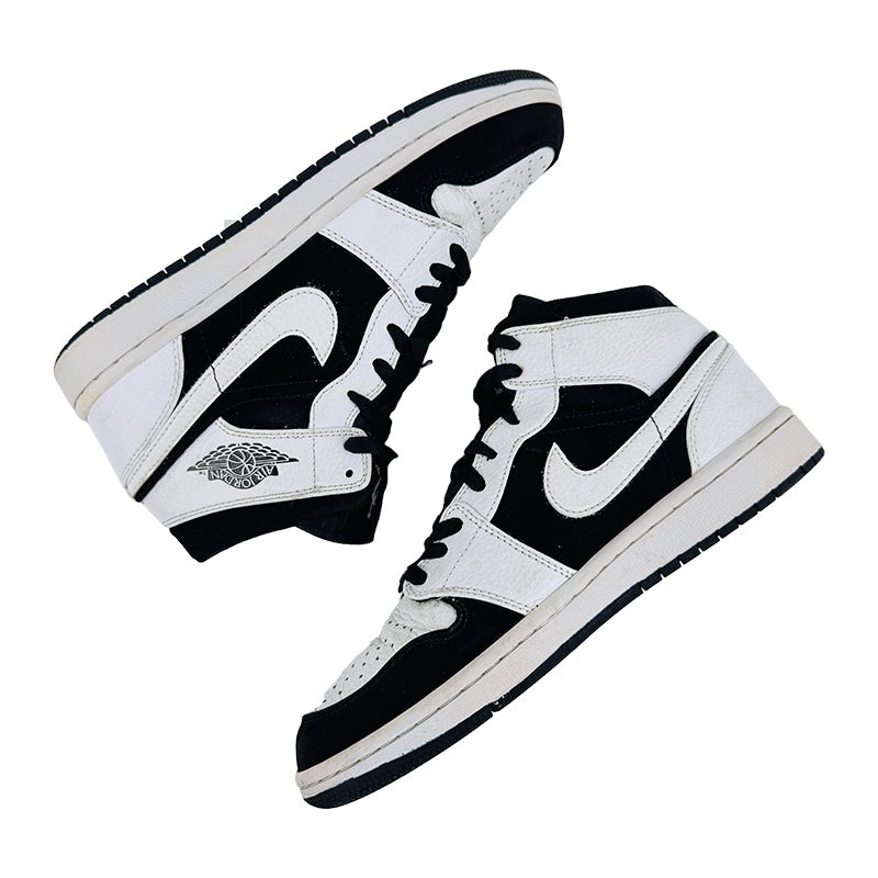 Nike Men's Air Jordan 1 Retro Mid Tuxedo Sneaker Shoes (Size 40) - 554727-113