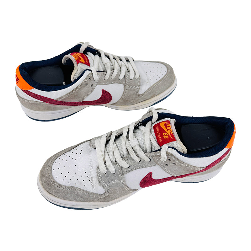 Nike Men's SB Dunk Low Sneaker Shoes (Size 41) - BQ6817-201