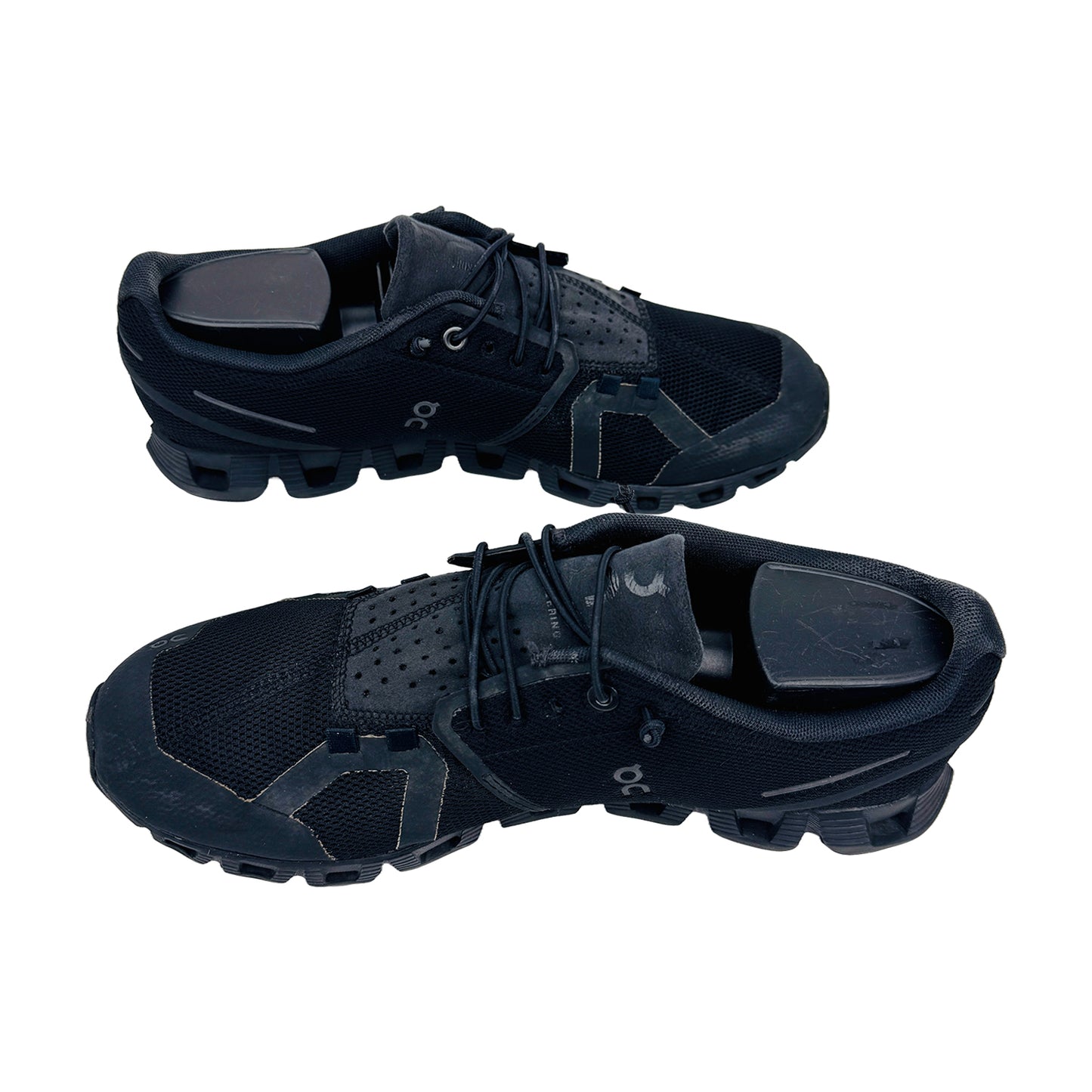 On Cloud Running Black Shoes (Size 40/40.5) - 19.0003