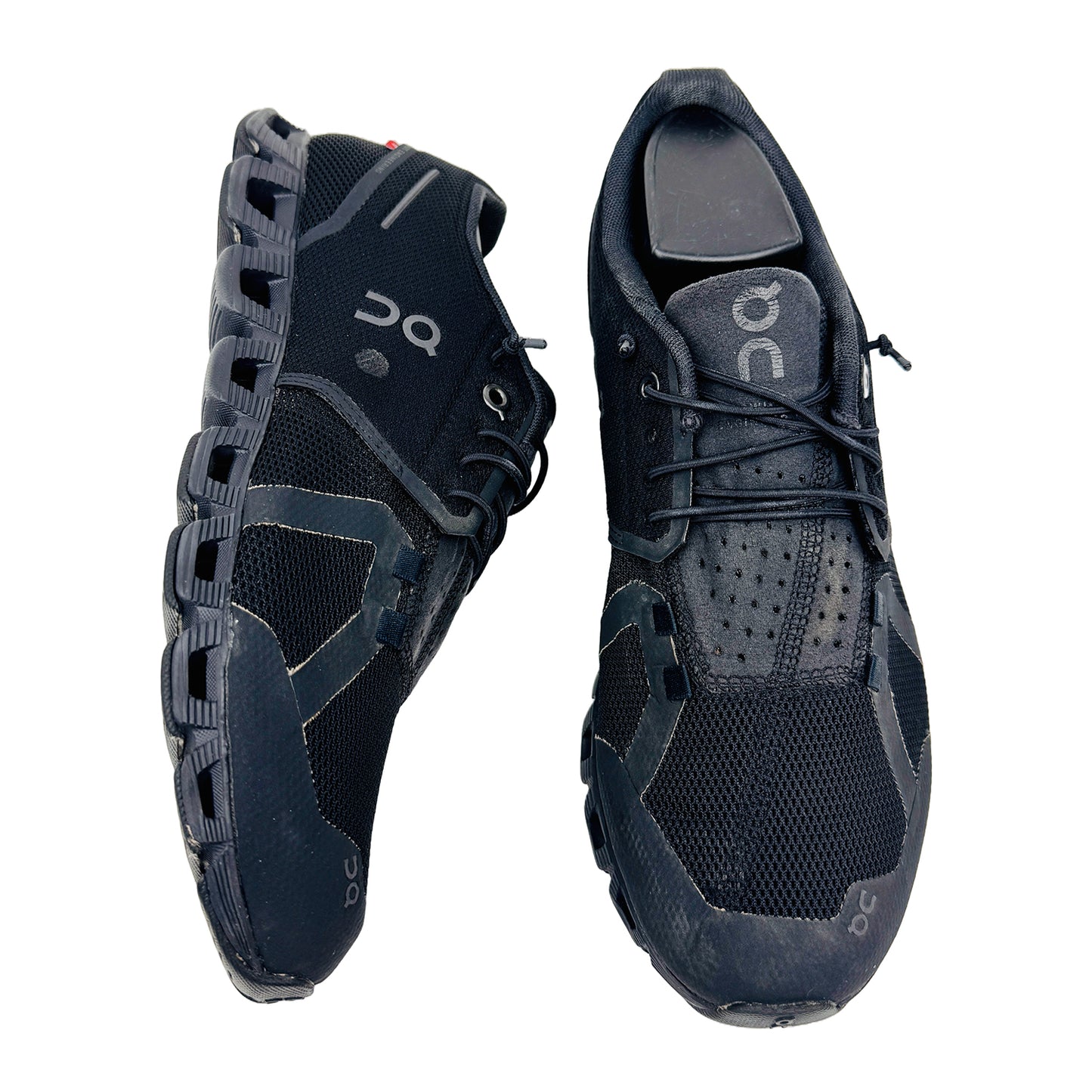 On Cloud Running Black Shoes (Size 40/40.5) - 19.0003