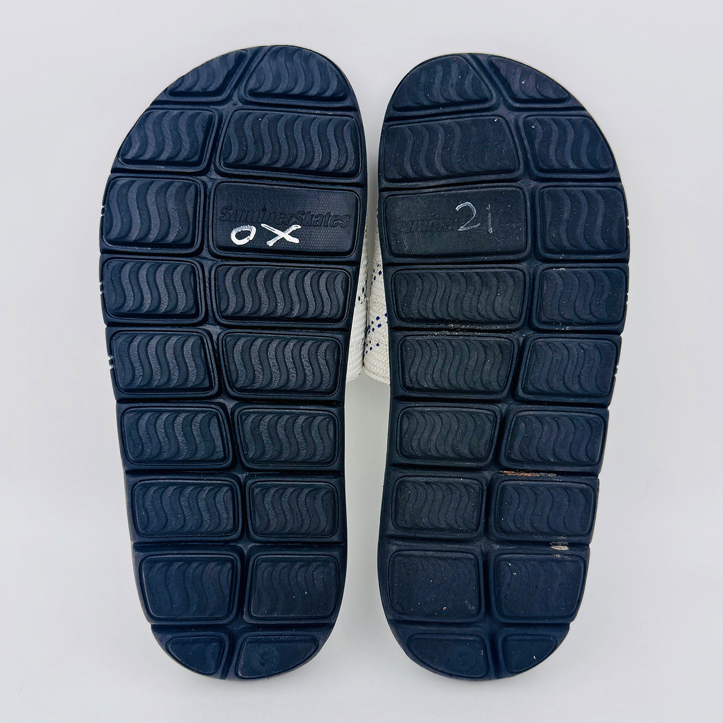 SummerSkates Hockey Black White Slides (Size 37/38)