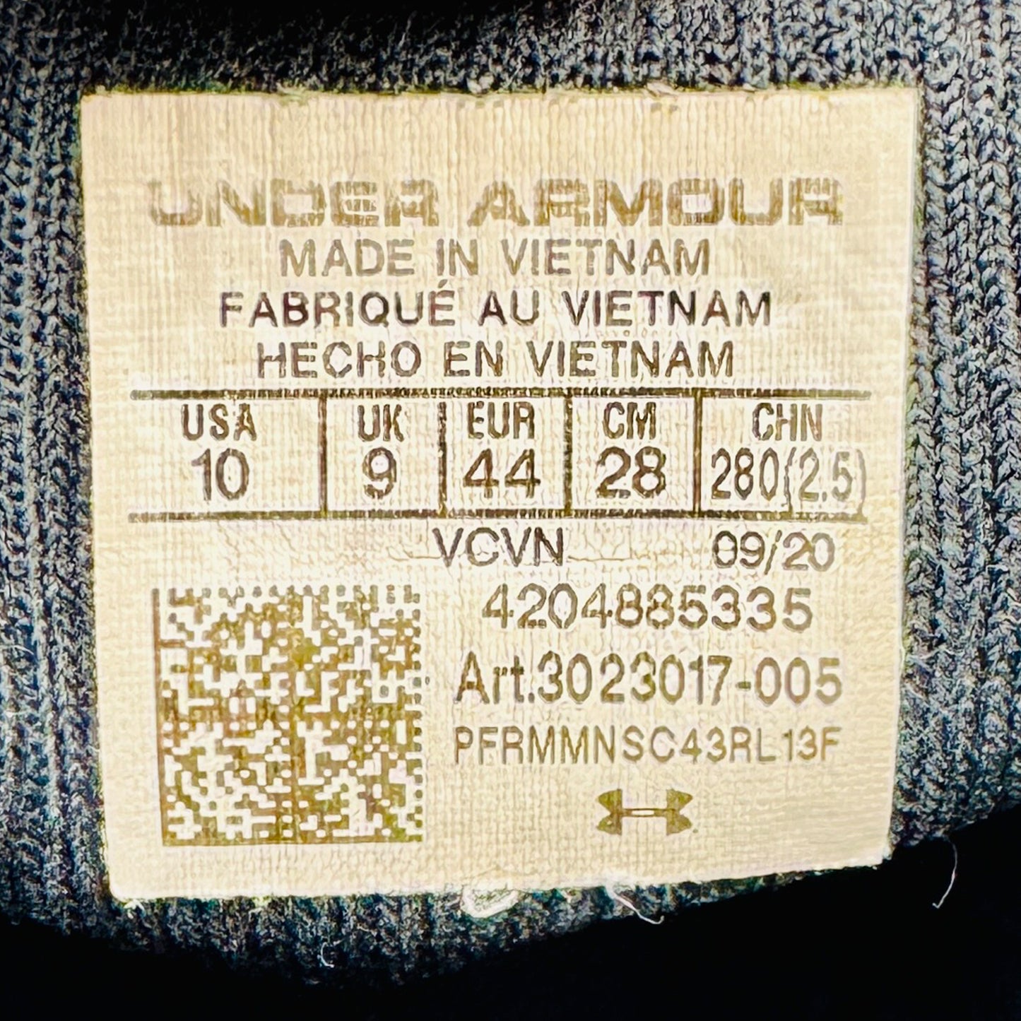 Under Armour UA Hovr Phantom 2 Shoes (Size 44) - 3023017-005